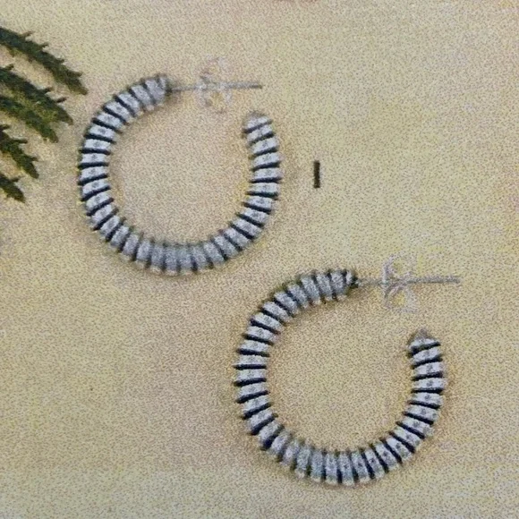 Silpada Rare HTF Sterling Silver Braided Wrapped Hoop Earrings on Posts - 1”